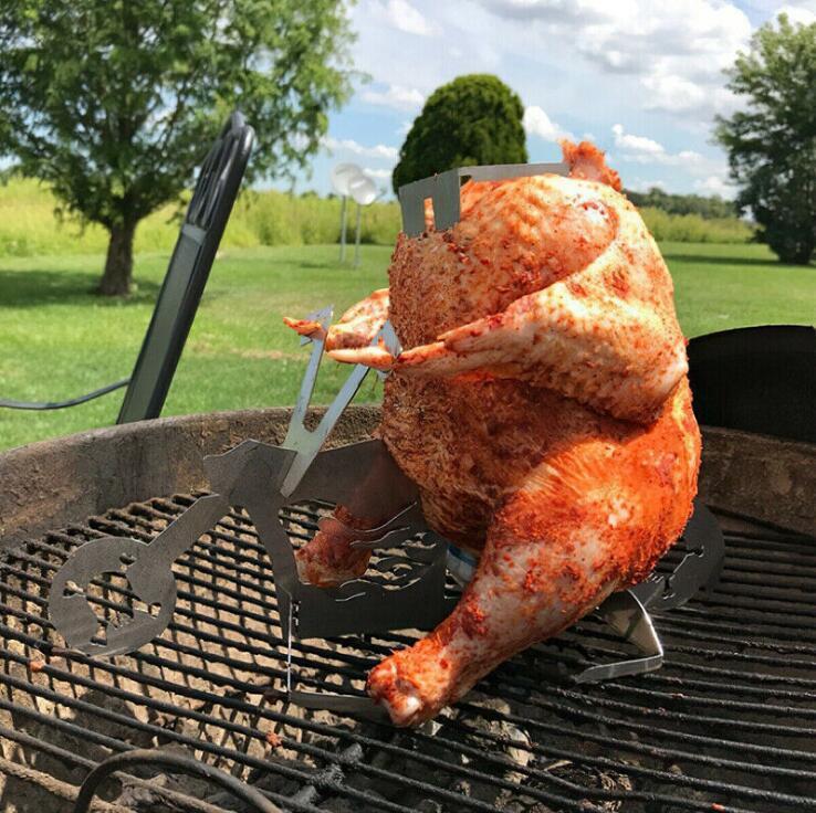 Soporte para Pollo Camperwilf® – Motocicleta BBQ Edition