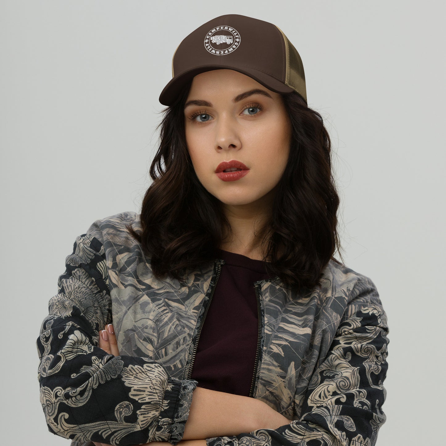 Gorra Camperwilf® – Rejilla Logo Blanco (10 Colores)