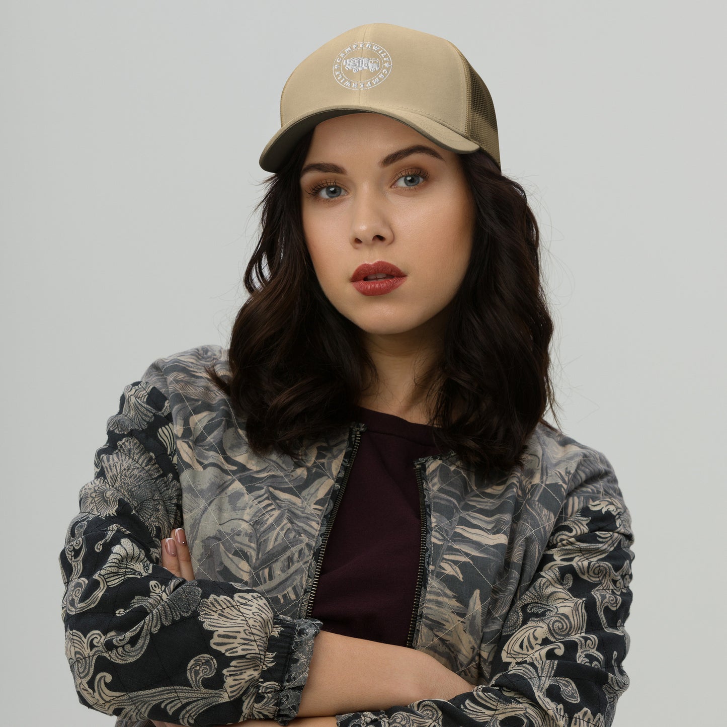 Gorra Camperwilf® – Rejilla Logo Blanco (10 Colores)